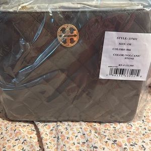 Brand New With Tags Tory Burch Willa Tote